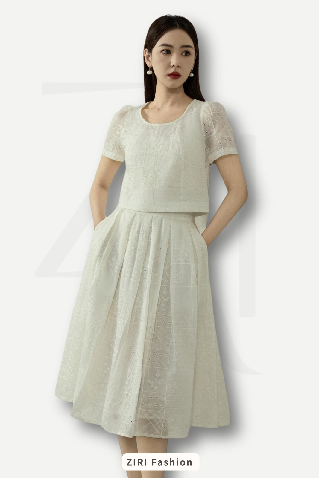 Ziri Lace Broderie Set
