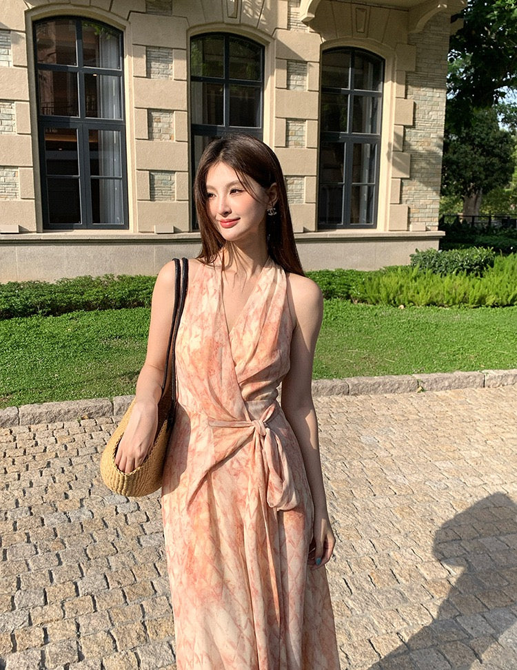 Leila V-Neck Floral Print Dress