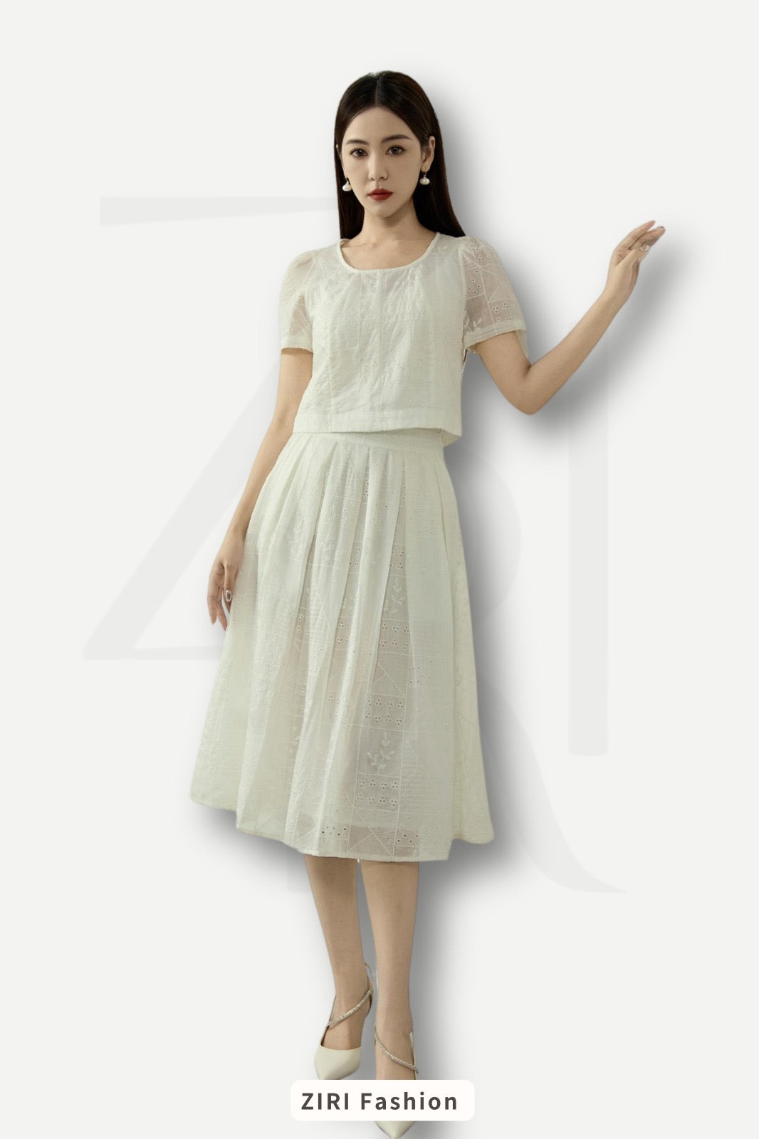 Ziri Lace Broderie Set