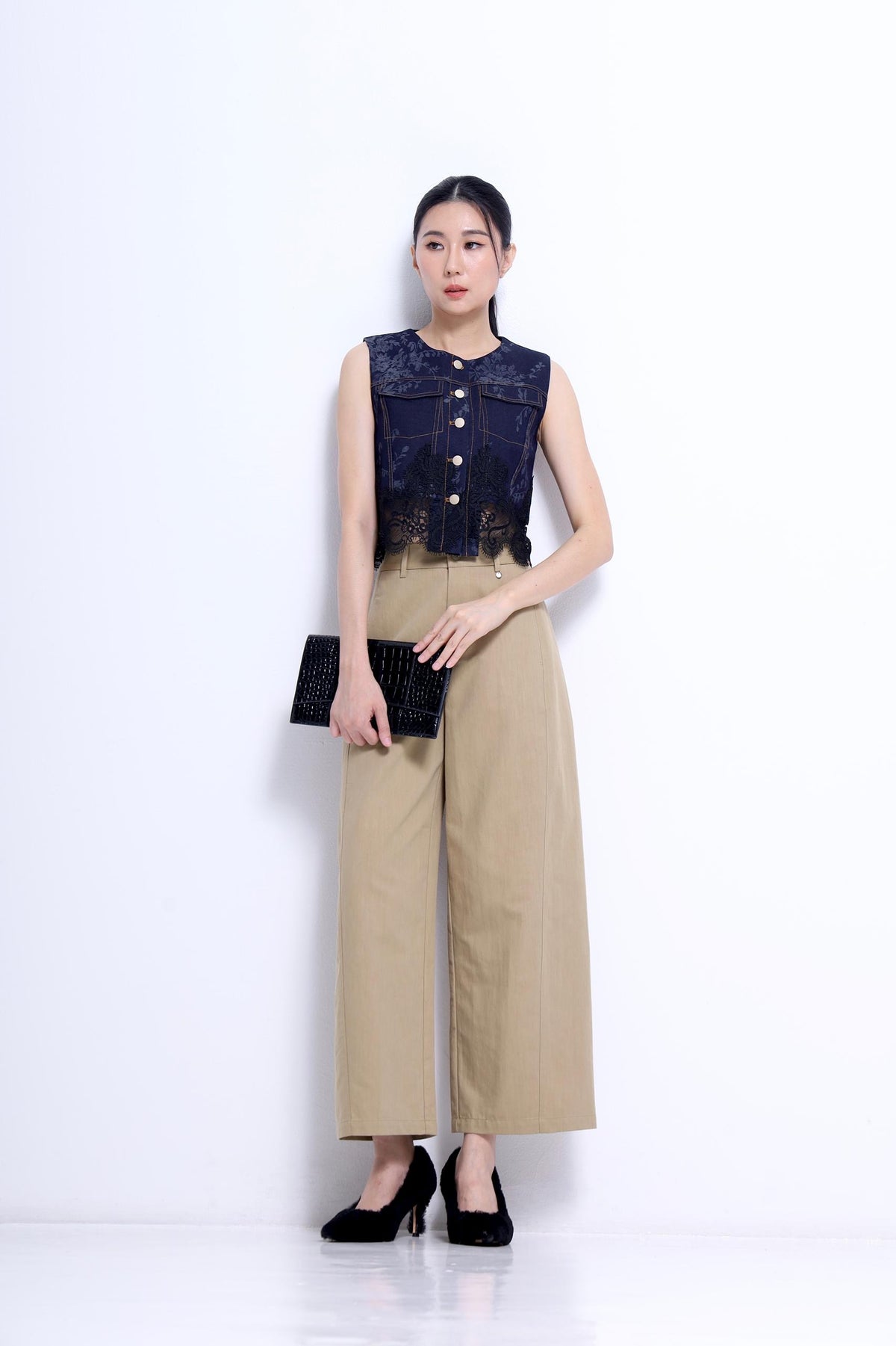 Sonya Straight Legged Tailored Pants