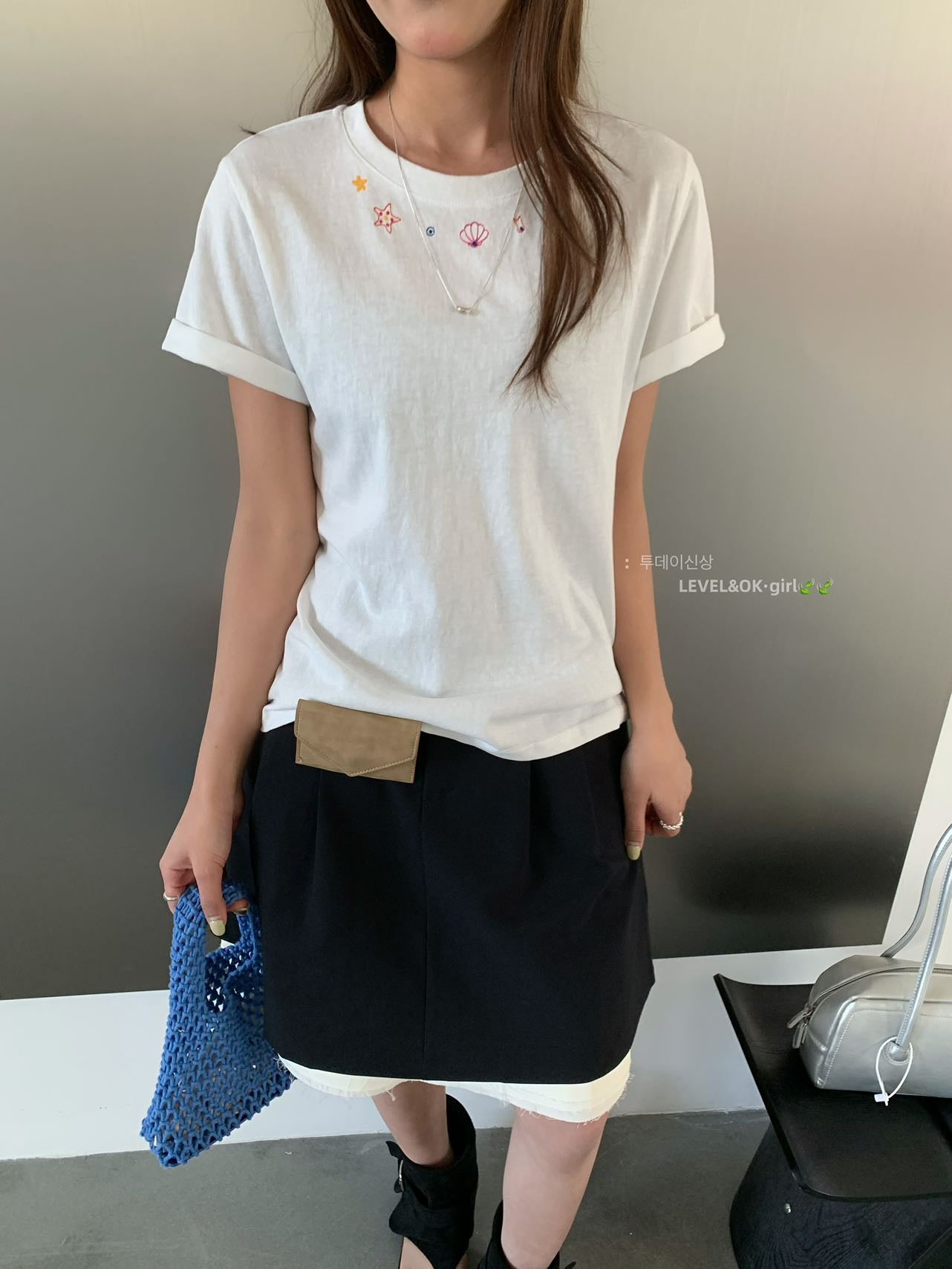 Seashells Starfish Embroidered Tee