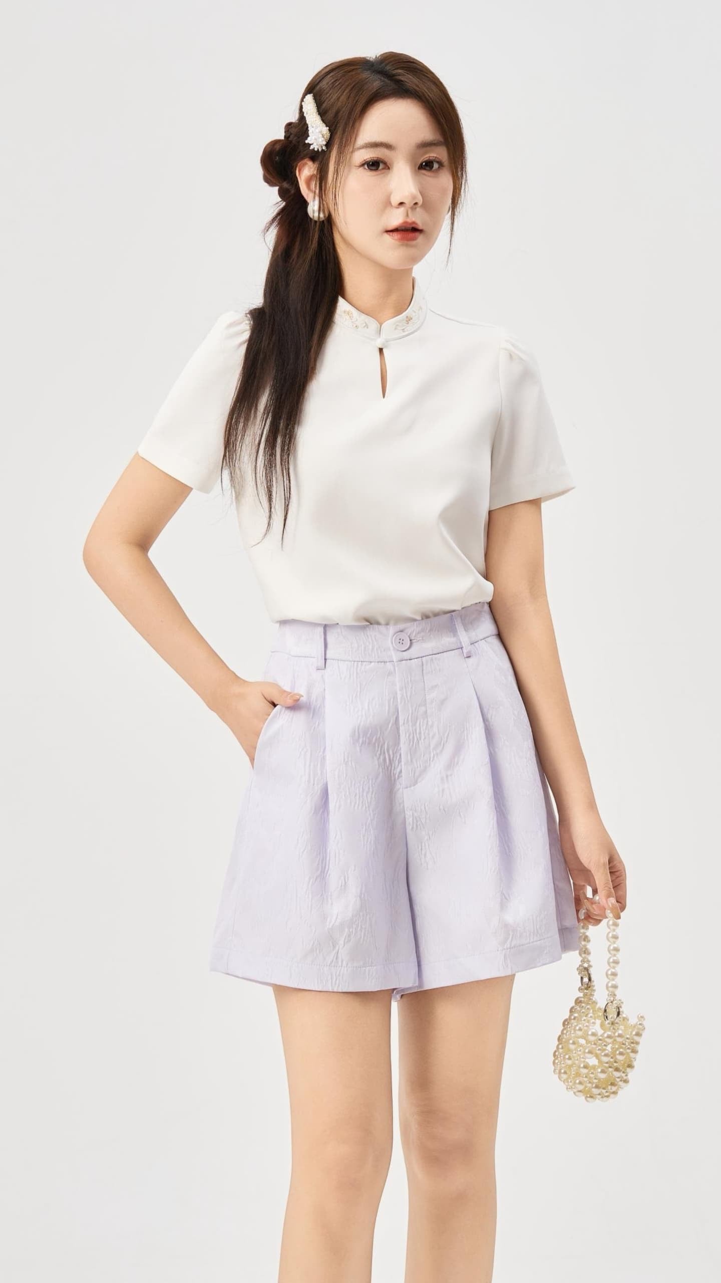 Su Oriental Embroidered Qipao Top