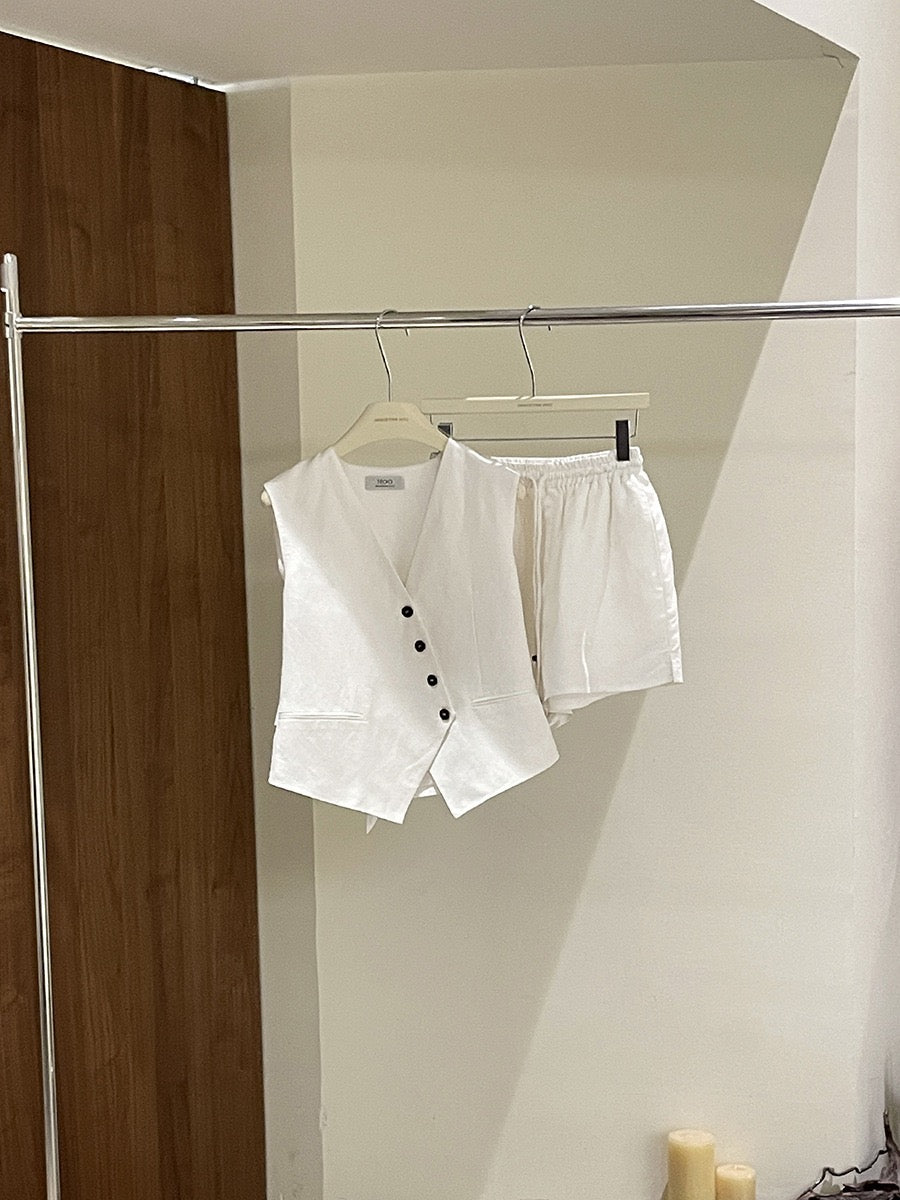 Hoo Linen Vest + Shorts Setwear