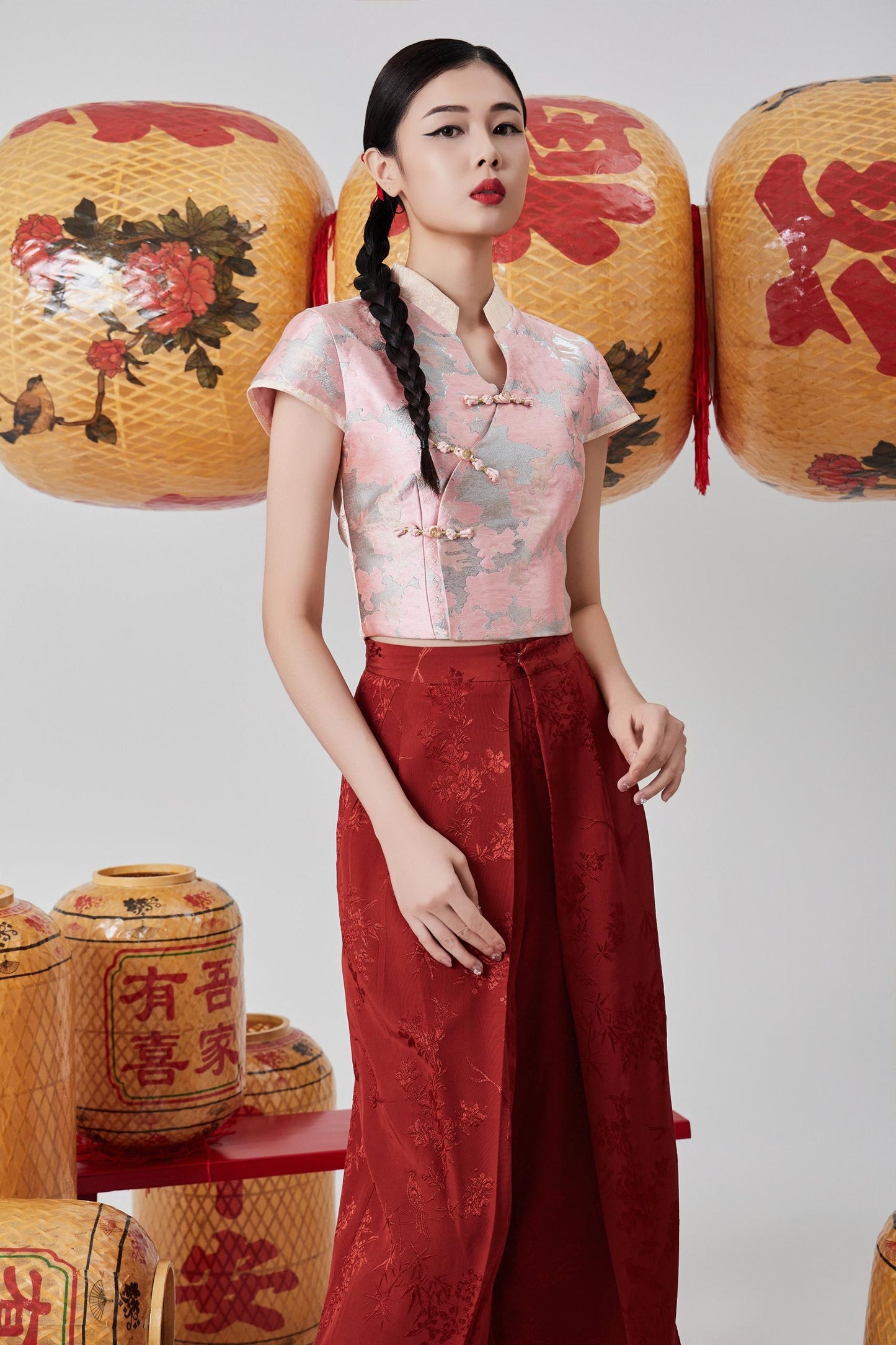 Yun Orient V-neck Blouse