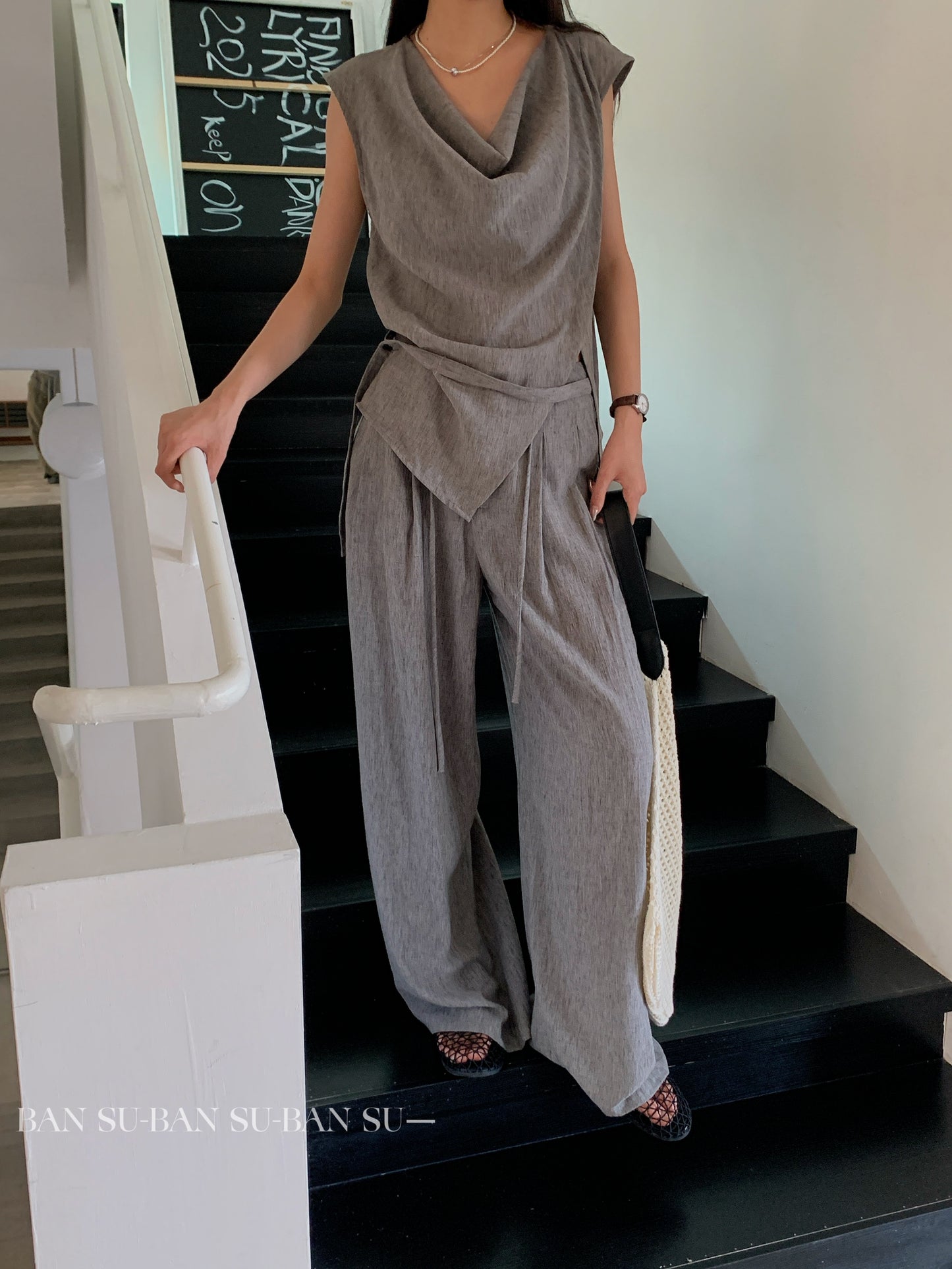 Su Linen Cowl Neck Blouse