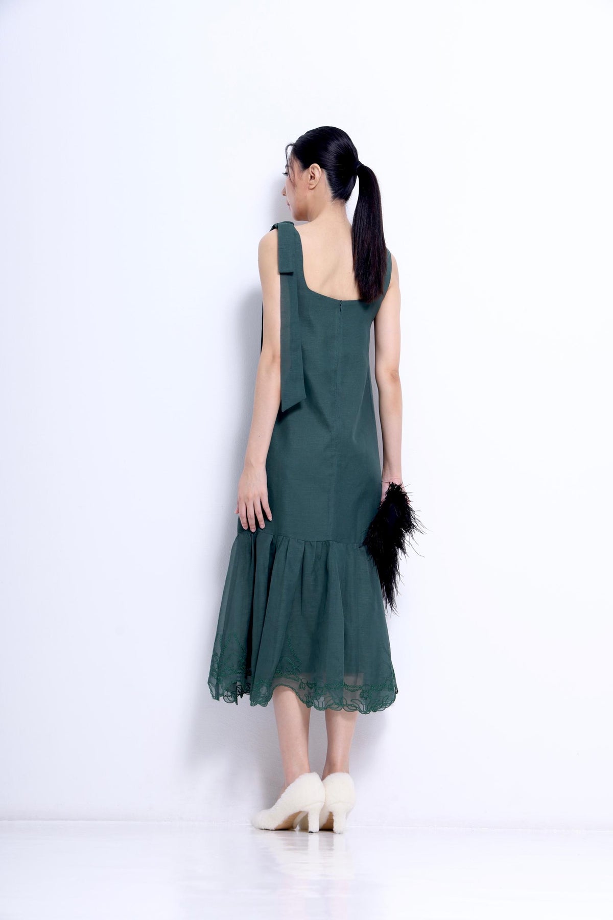Candice Ribbon Shoulder Linen Lace Hem Dress