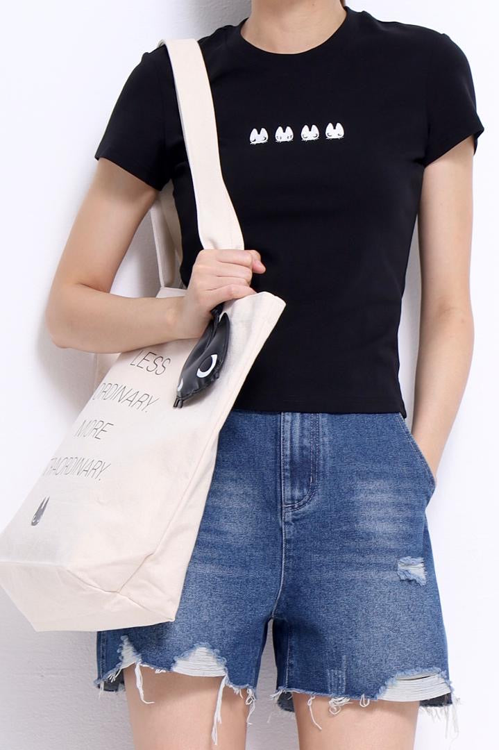 Omo Classic Fitted Tee
