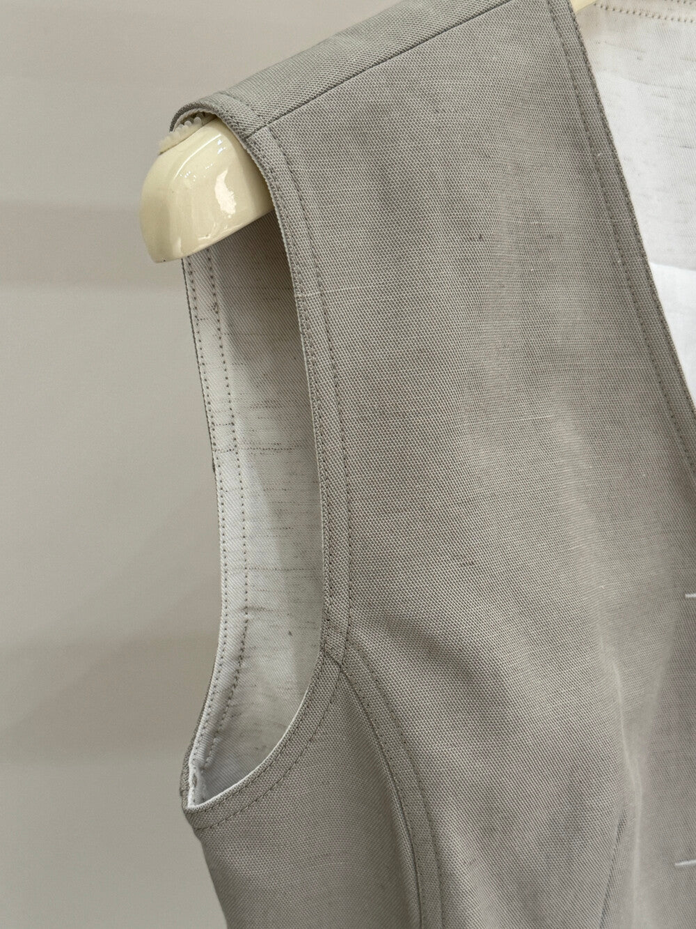 Gina Linen Tailored Vest
