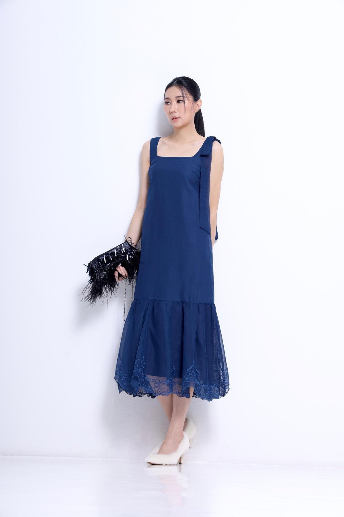 Candice Ribbon Shoulder Linen Lace Hem Dress