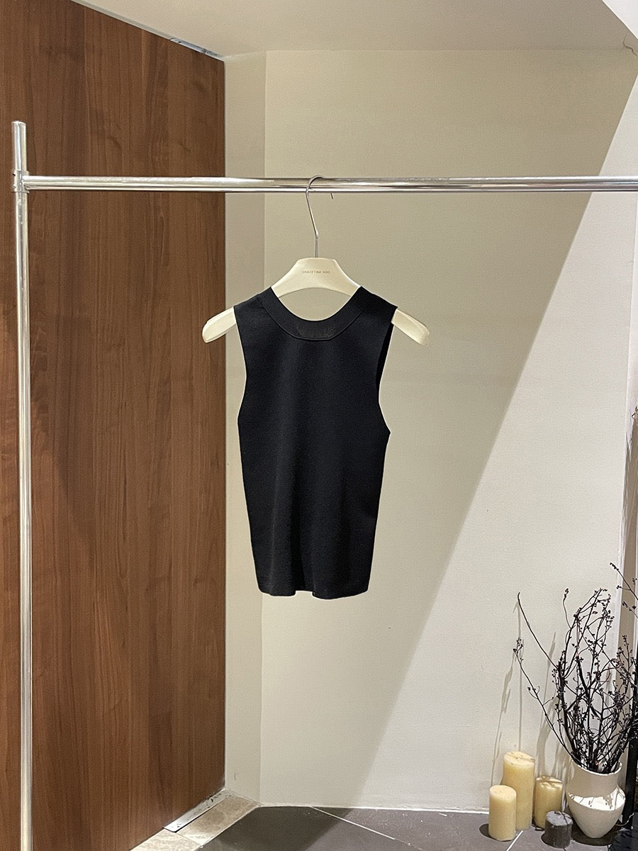 Gracetina Open Back Knit Top