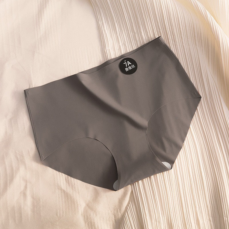 Amy Seamless Panties