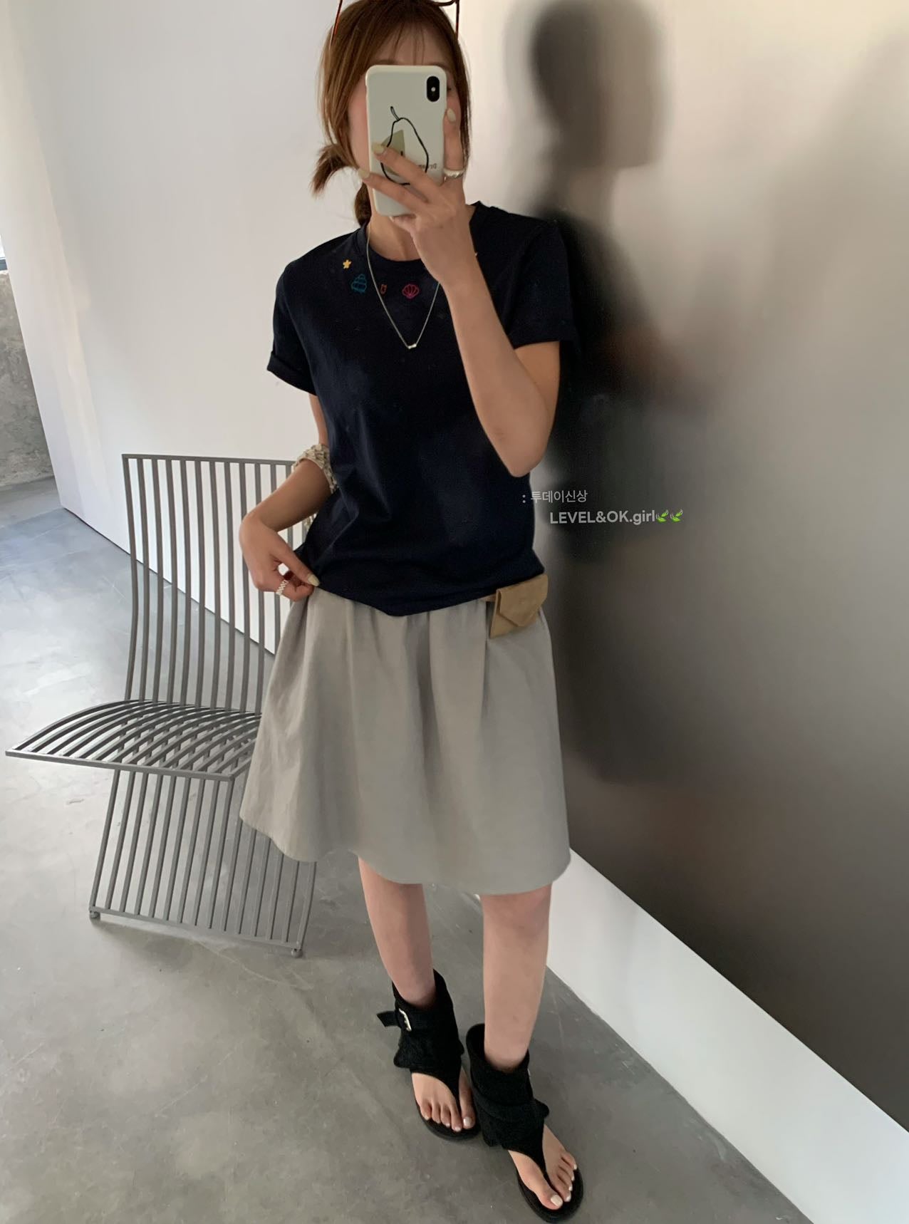 Seashells Starfish Embroidered Tee