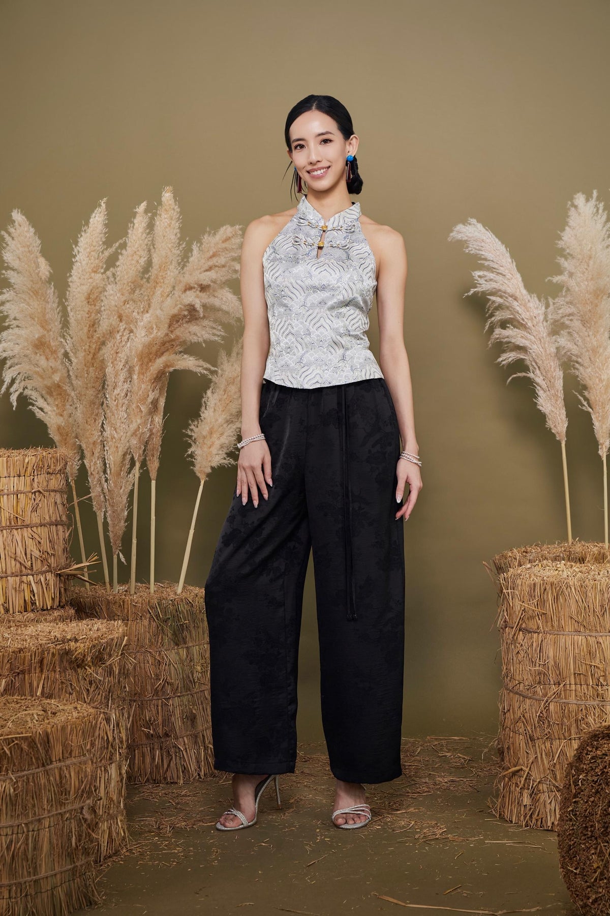 Lian Orient Peplum Cutin Top