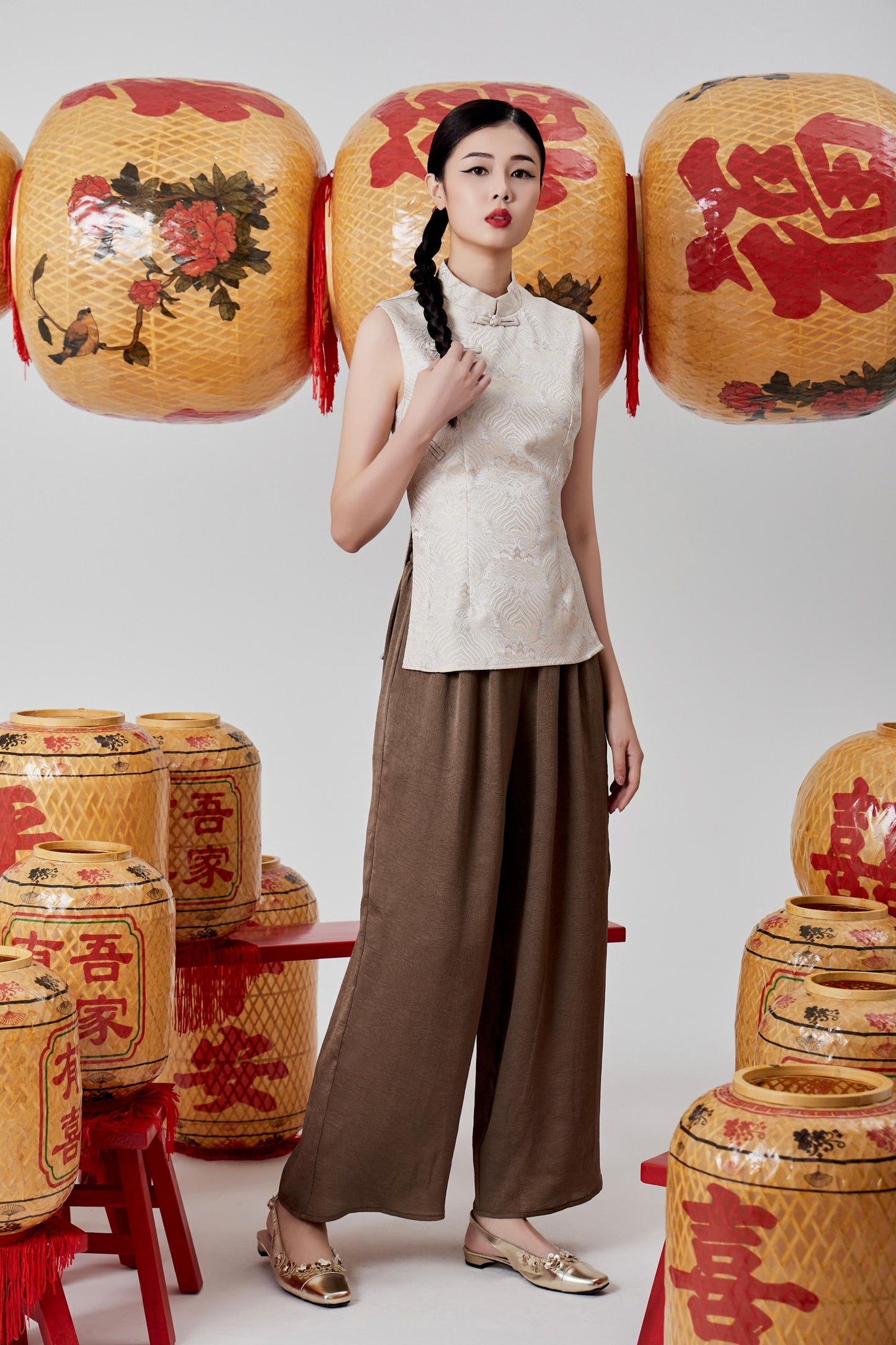 Lin Orient Mandarin Top