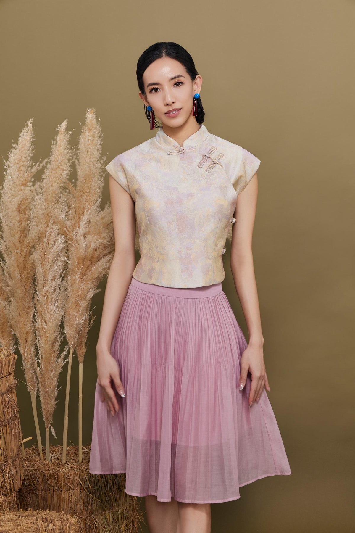 Yun Orient Jacquard Cheongsam Top