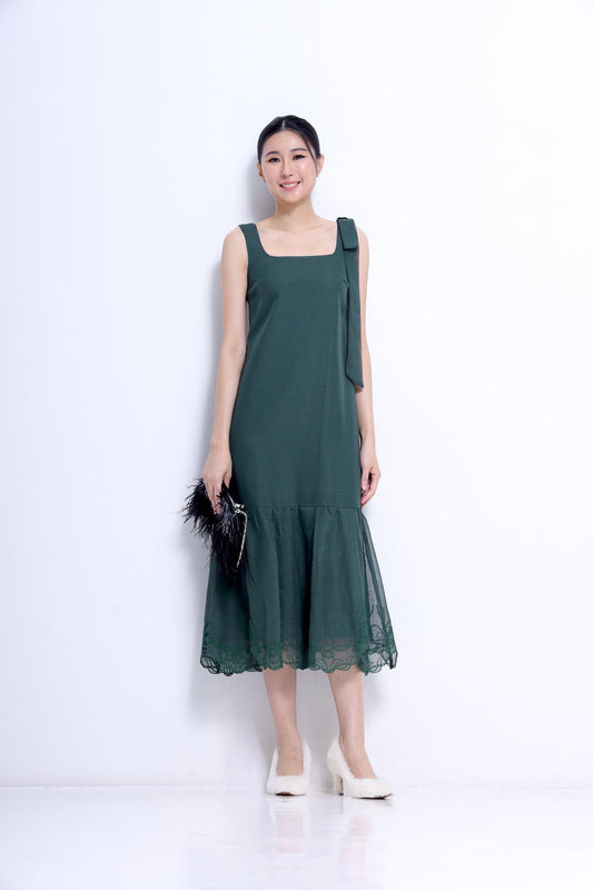 Candice Ribbon Shoulder Linen Lace Hem Dress