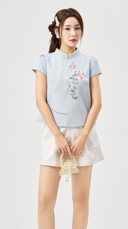 Hua Oriental Embroidered Qipao Top