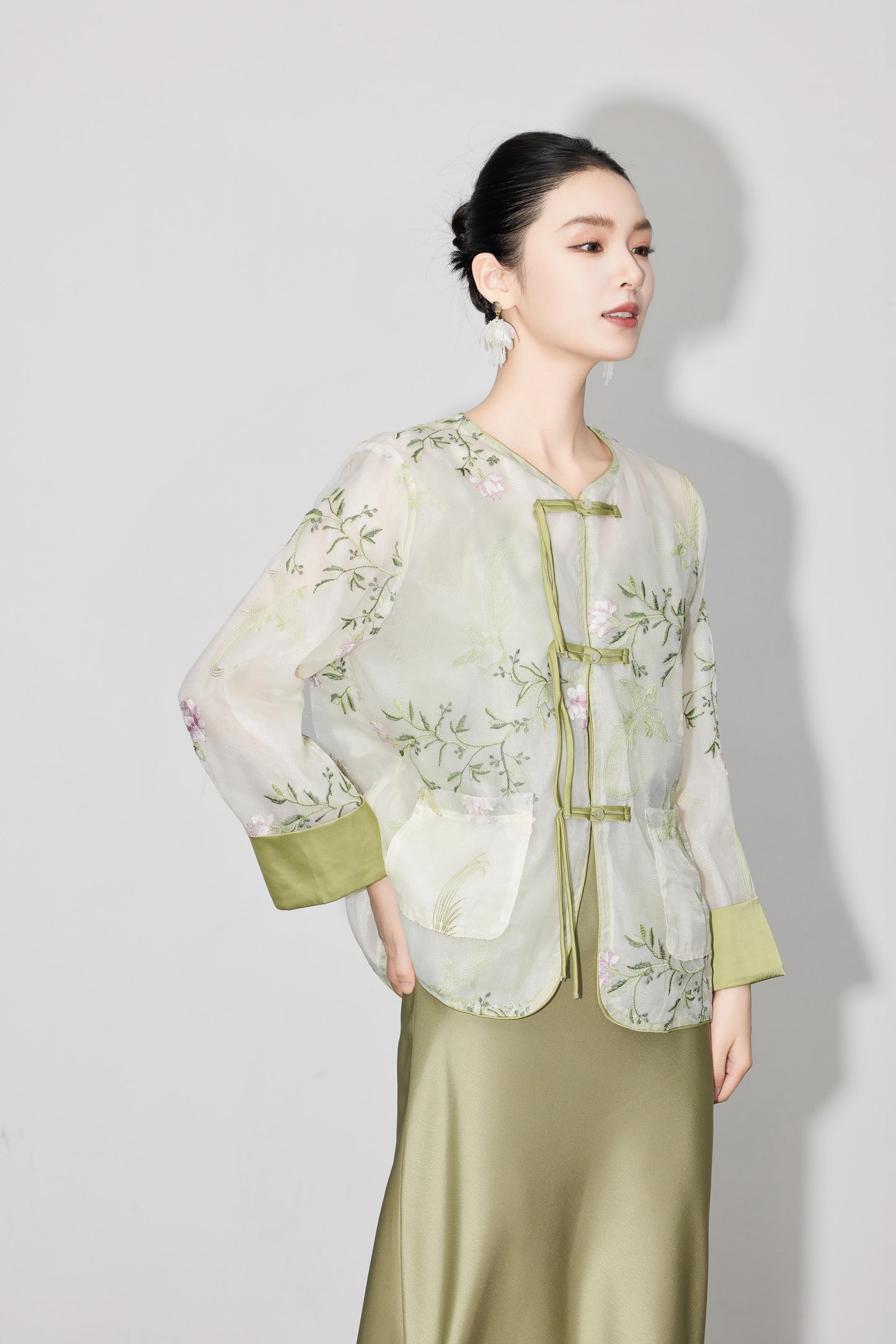 Zen Organza Embroidered Orient Jacket