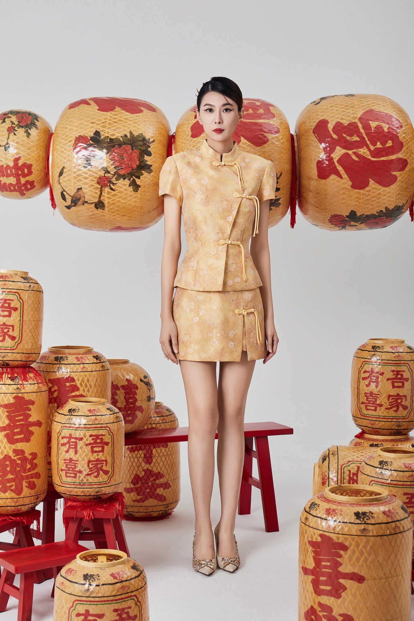 Xuan Orient Fitted Mandarin Blouse