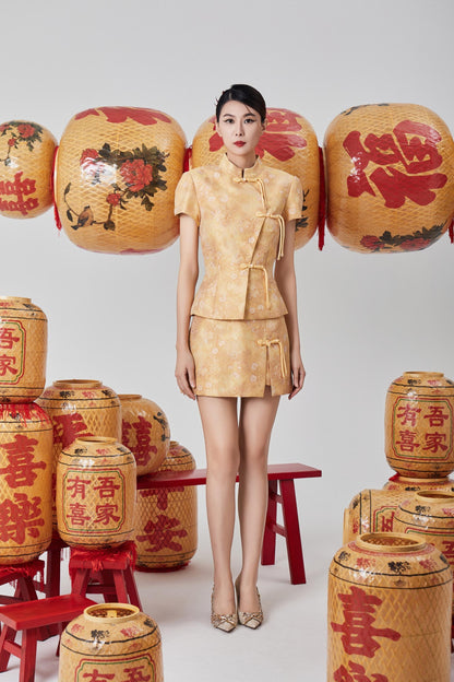 Xuan Orient Fitted Mandarin Blouse