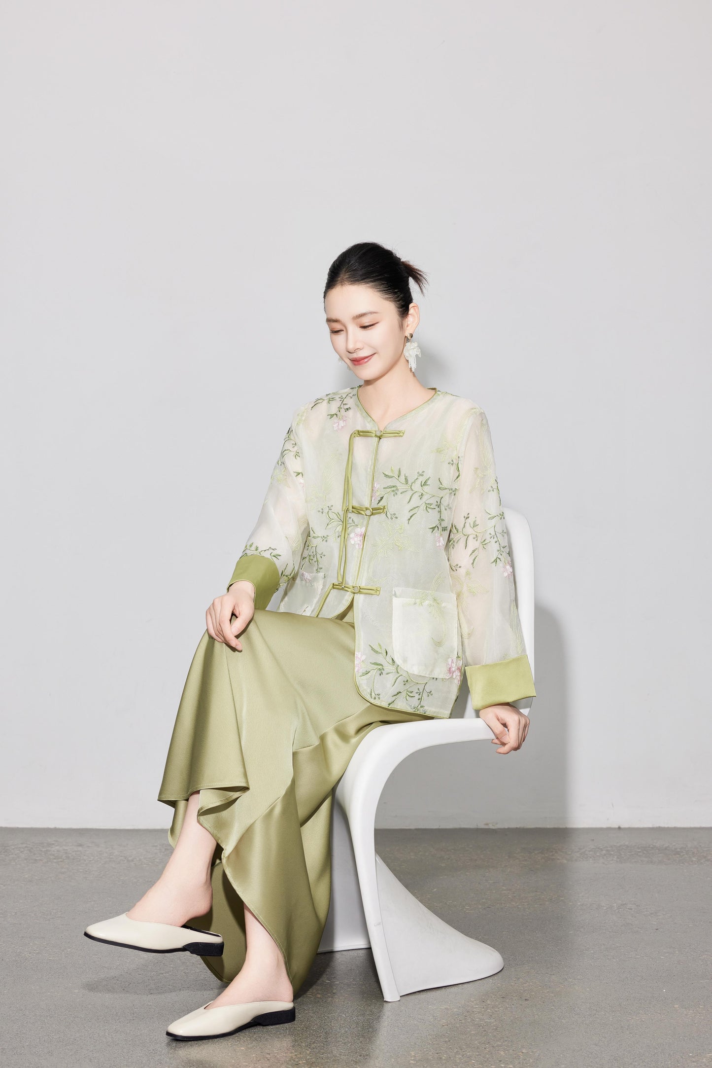 Zen Organza Embroidered Orient Jacket