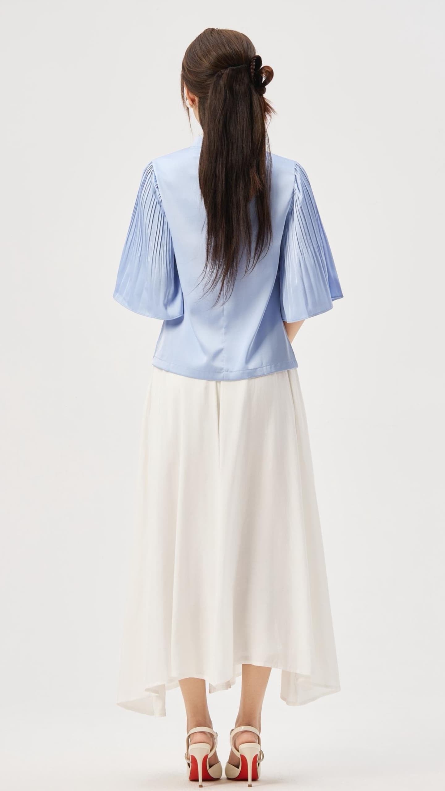 Zhu Oriental Pearl Pleated Top