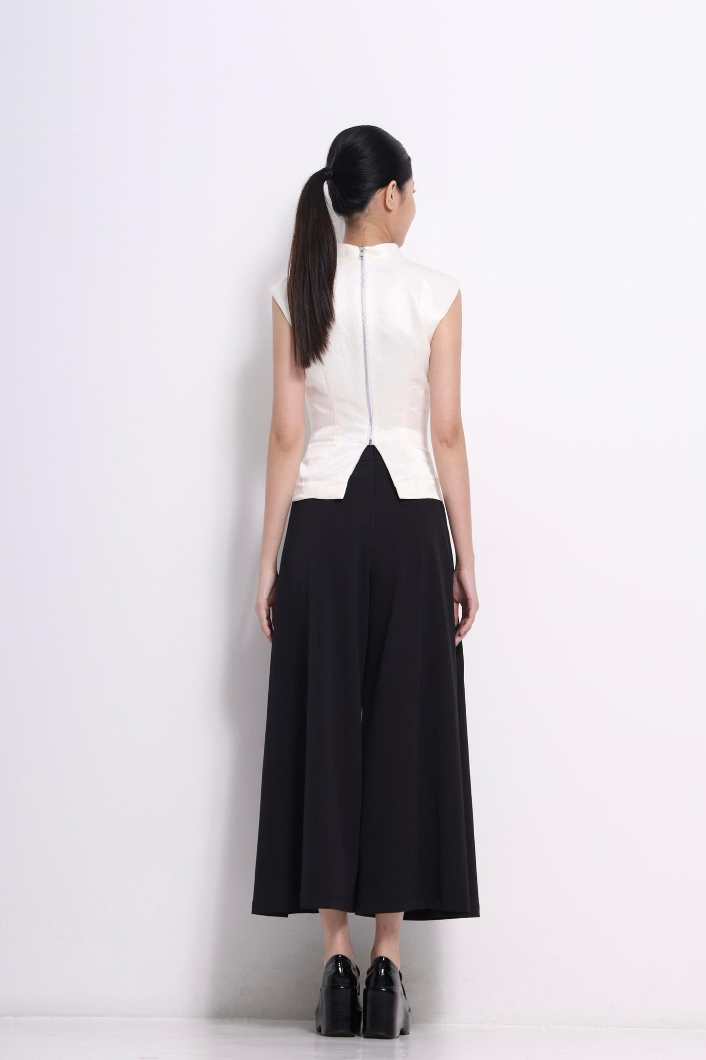 Robin Mock Neck Fitted Top