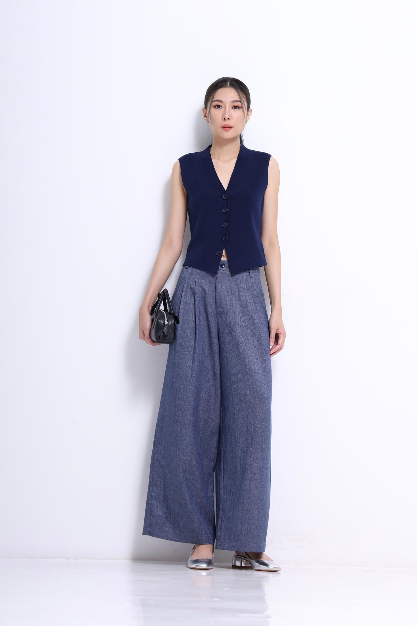 Claira V-Neck Knit Vest