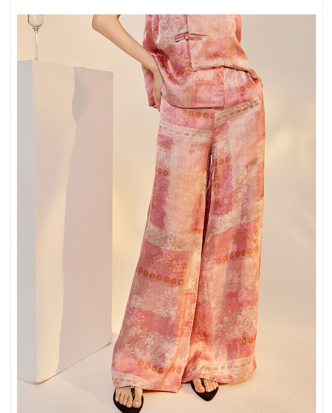 Dai Orient Silk Print Set