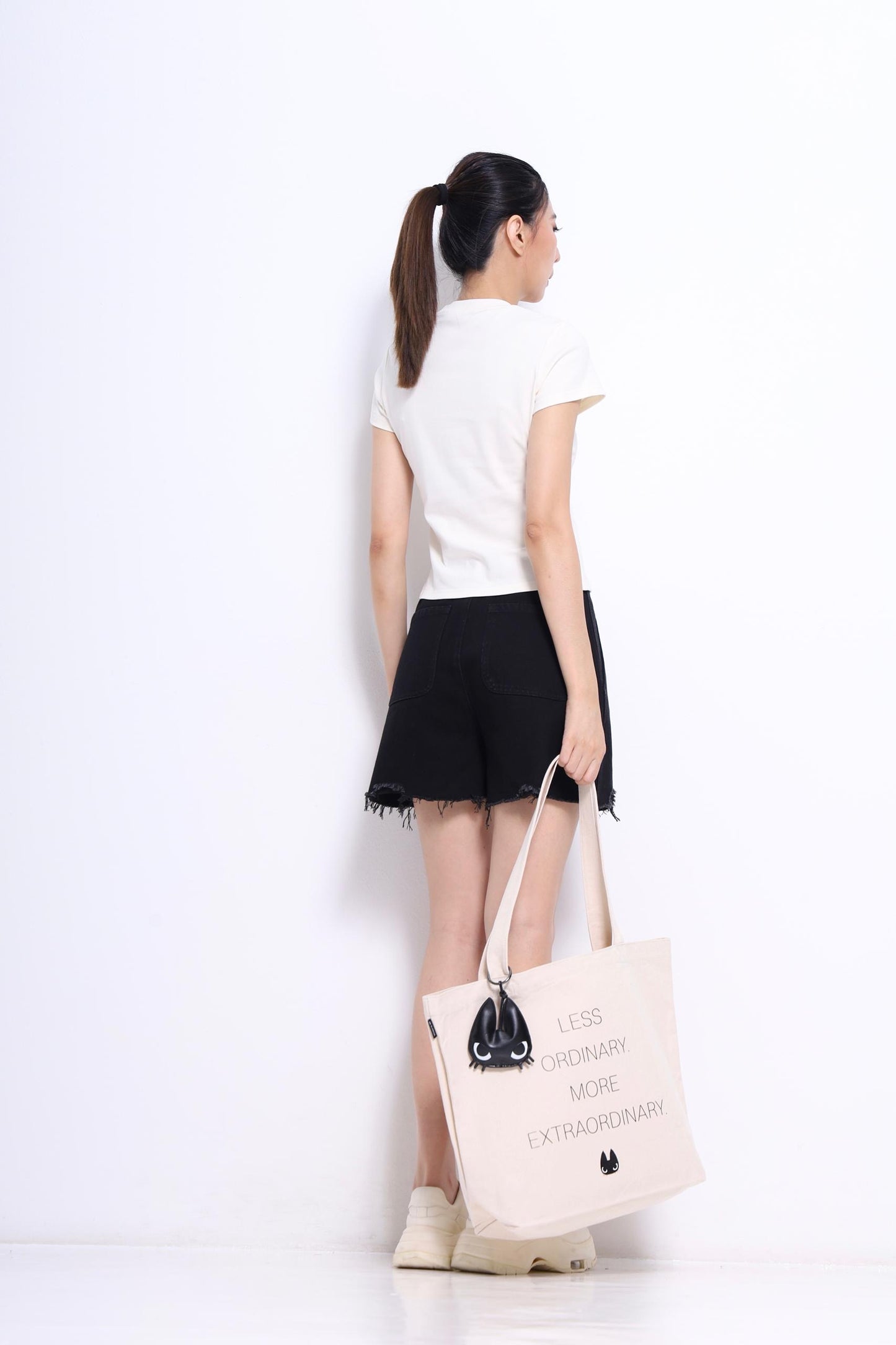 Omo Classic Fitted Tee