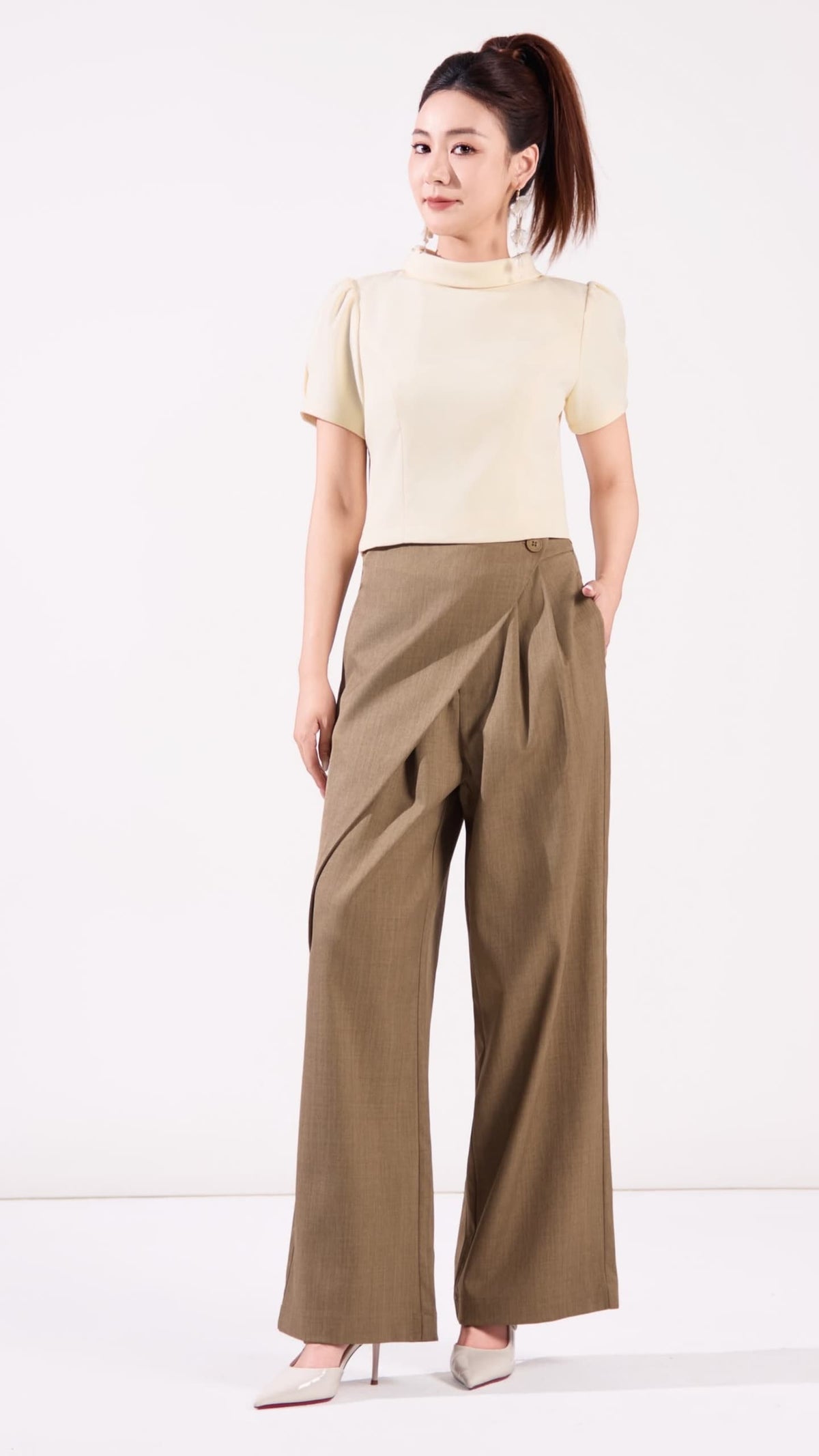 Ziri Overlap Straight Legged Pants