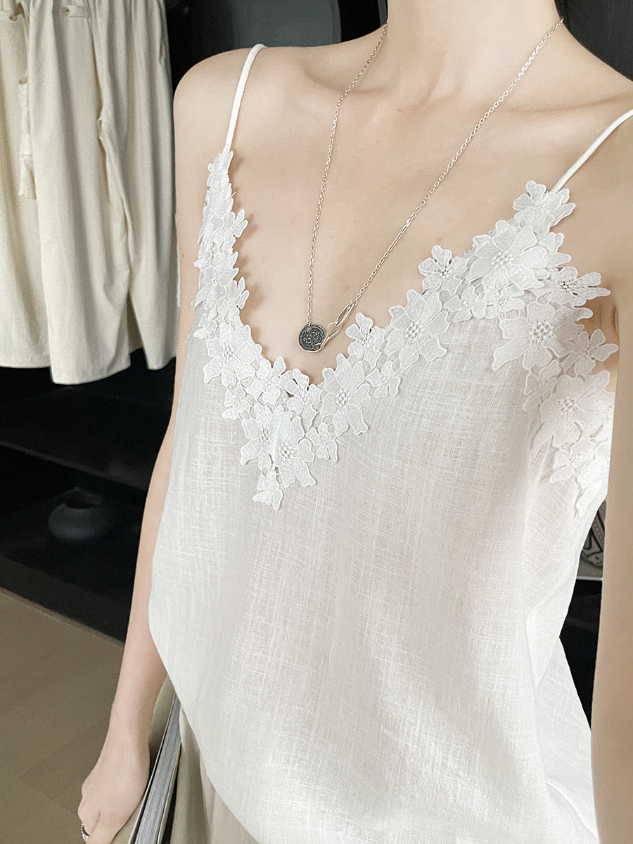 Hoo Lace V-Neck Camisole