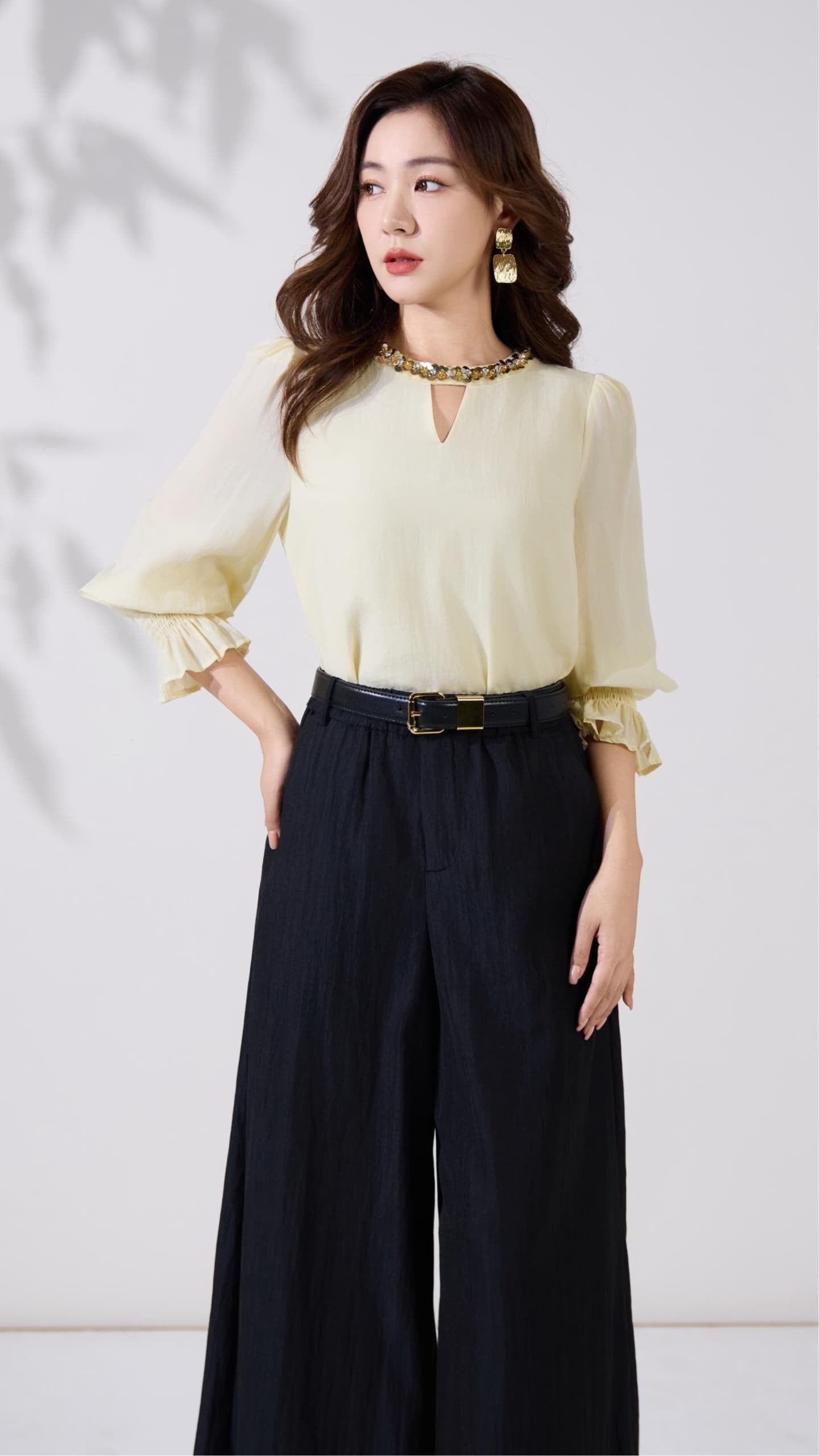 Ziri Sequins Neck Long Sleeve Top