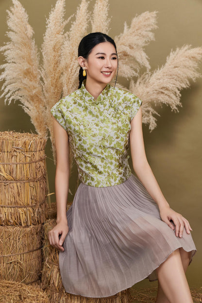 Yun Orient Jacquard Cheongsam Top