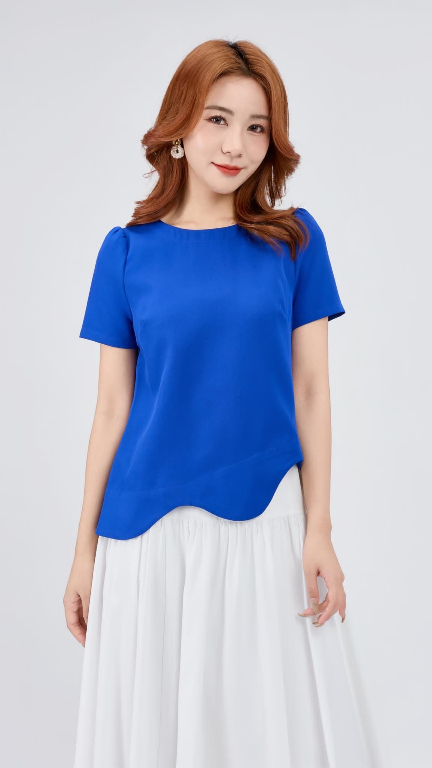 Ziri Scallop Hem Loose Top