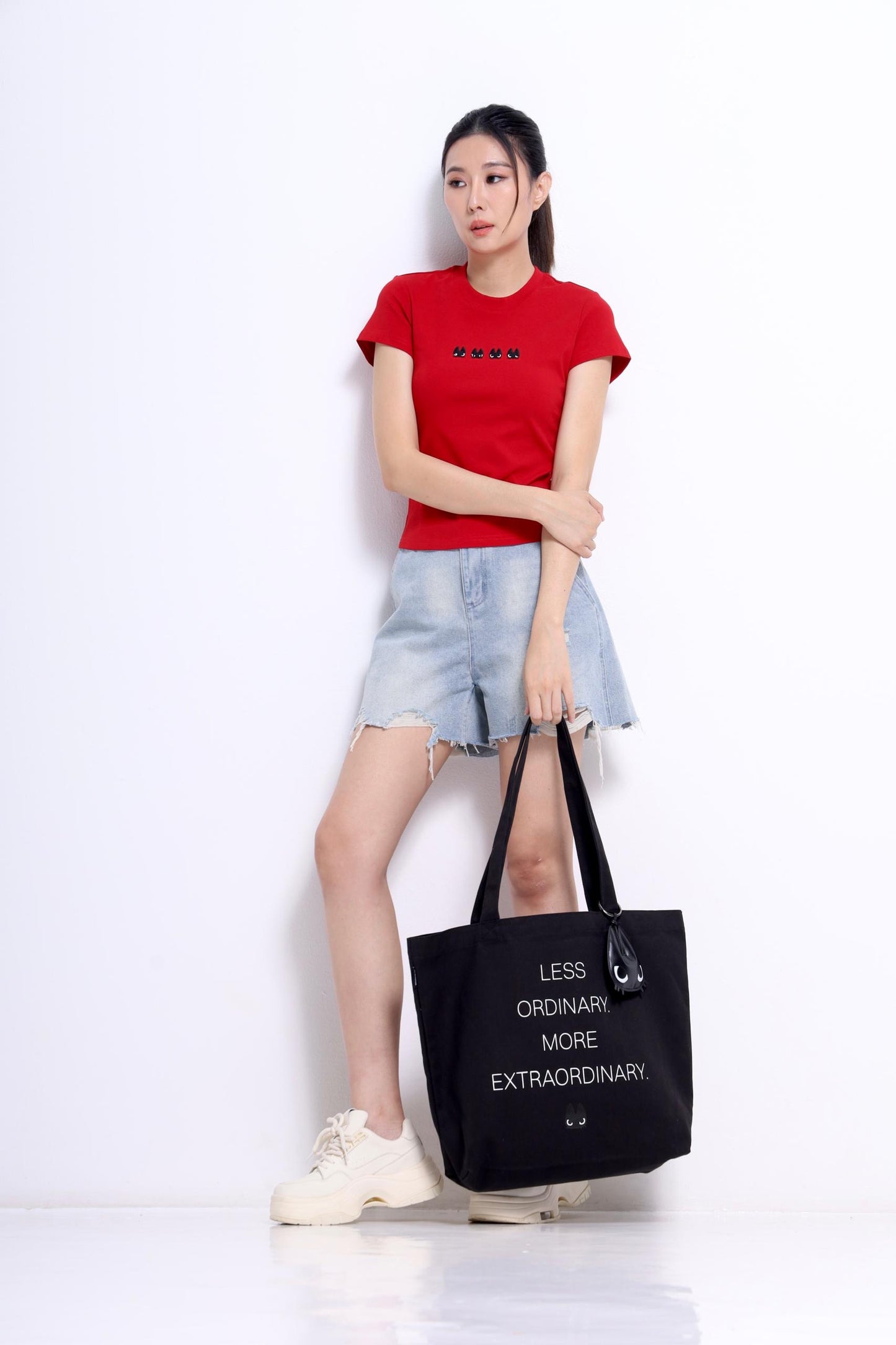Omo Classic Fitted Tee