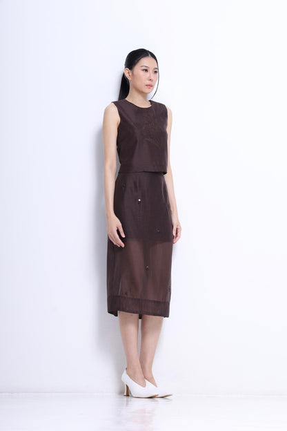 Lian Orient Floral Embroidered Sleeveless Top