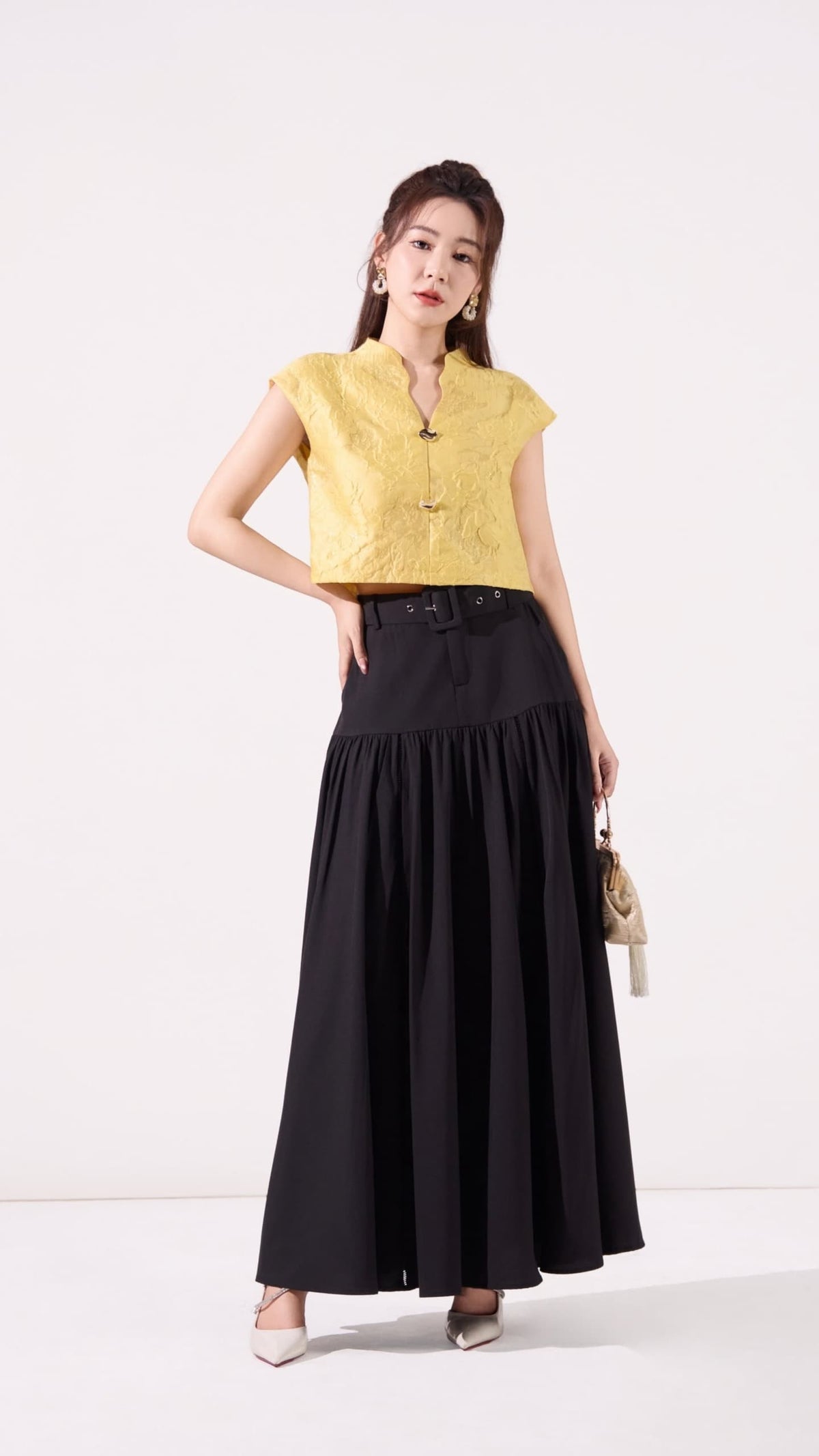 Lei Oriental V-Neck Qipao Top