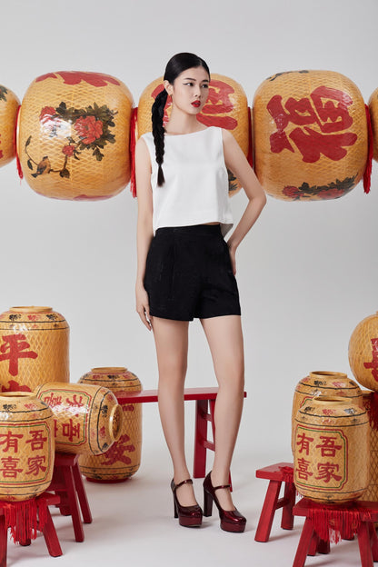 Ven Orient Pleated Shorts