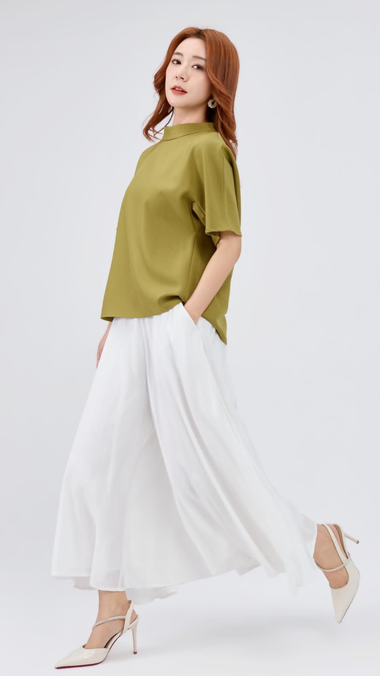 Ziri Loose Mock Neck Top