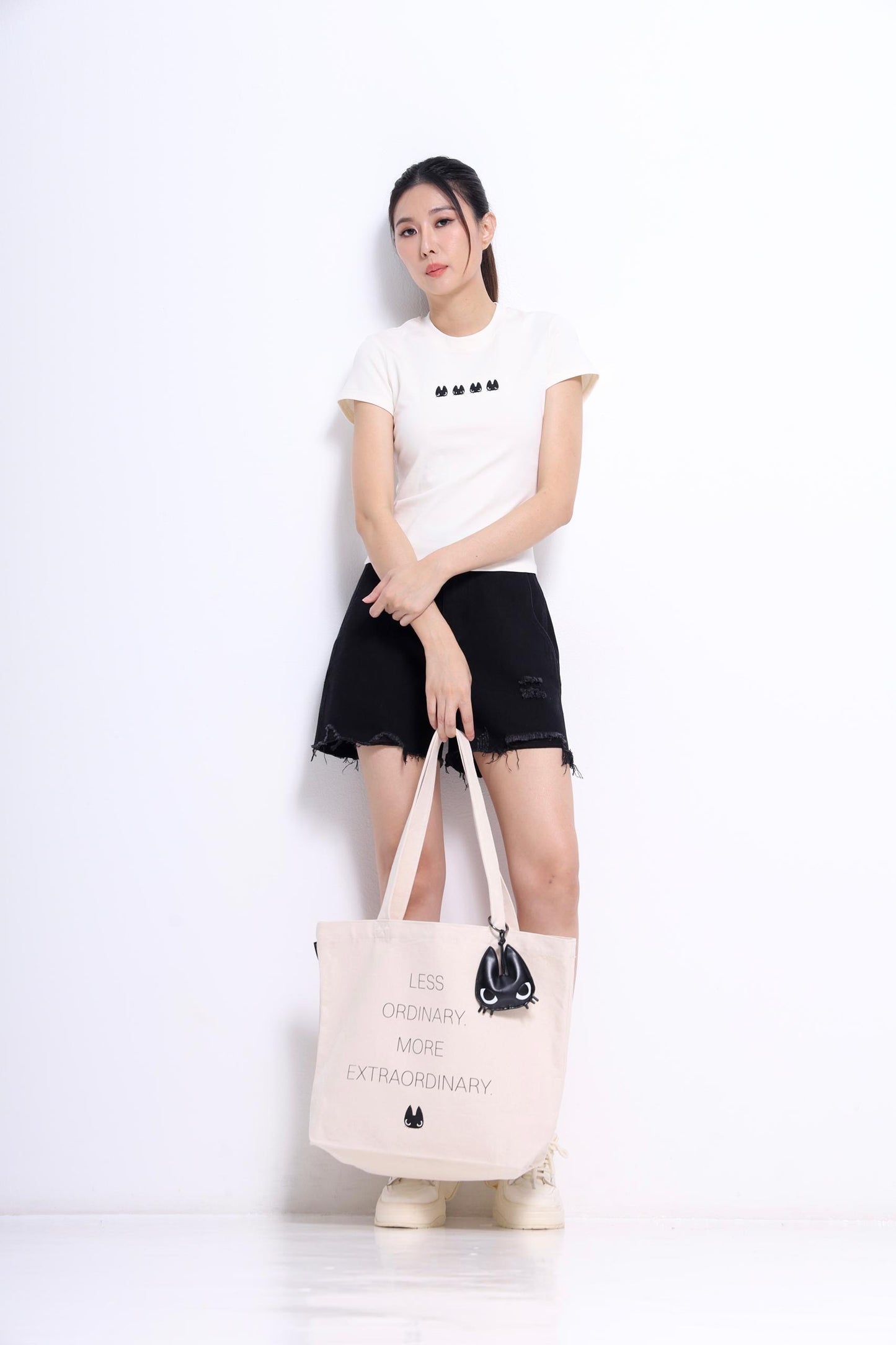 Omo Classic Fitted Tee