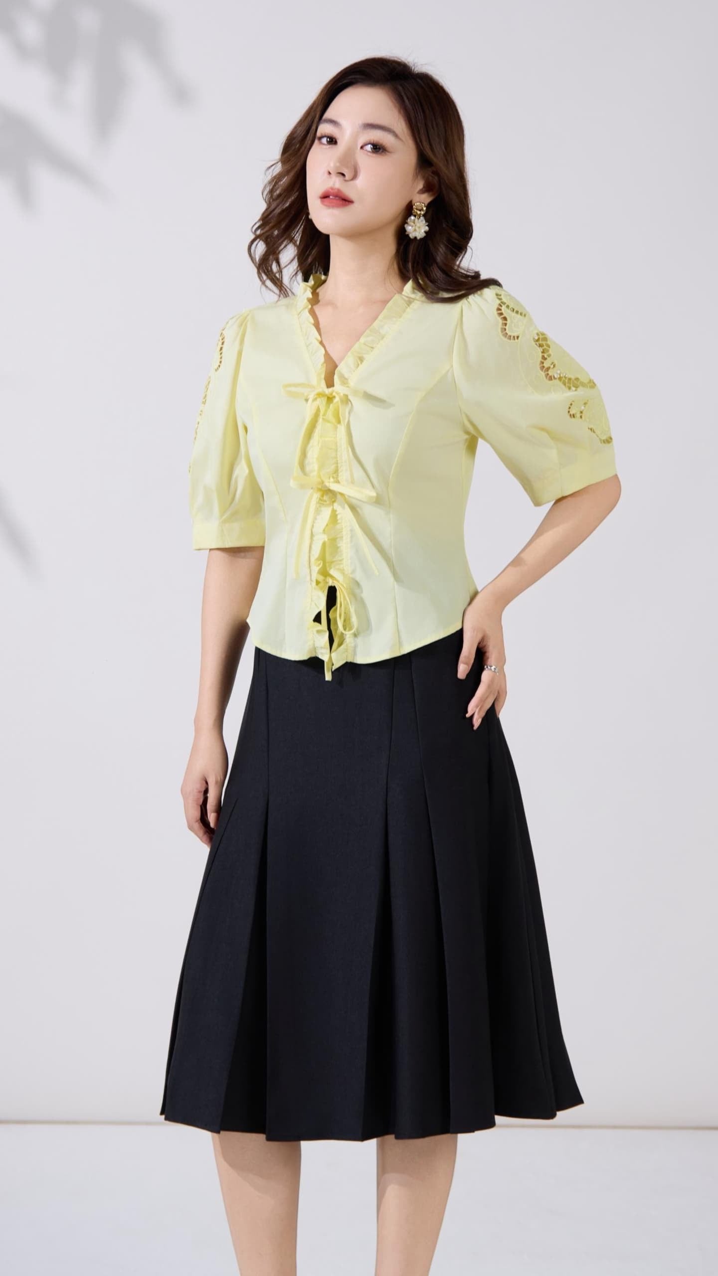 Ziri Front Ribbon Tie Blouse