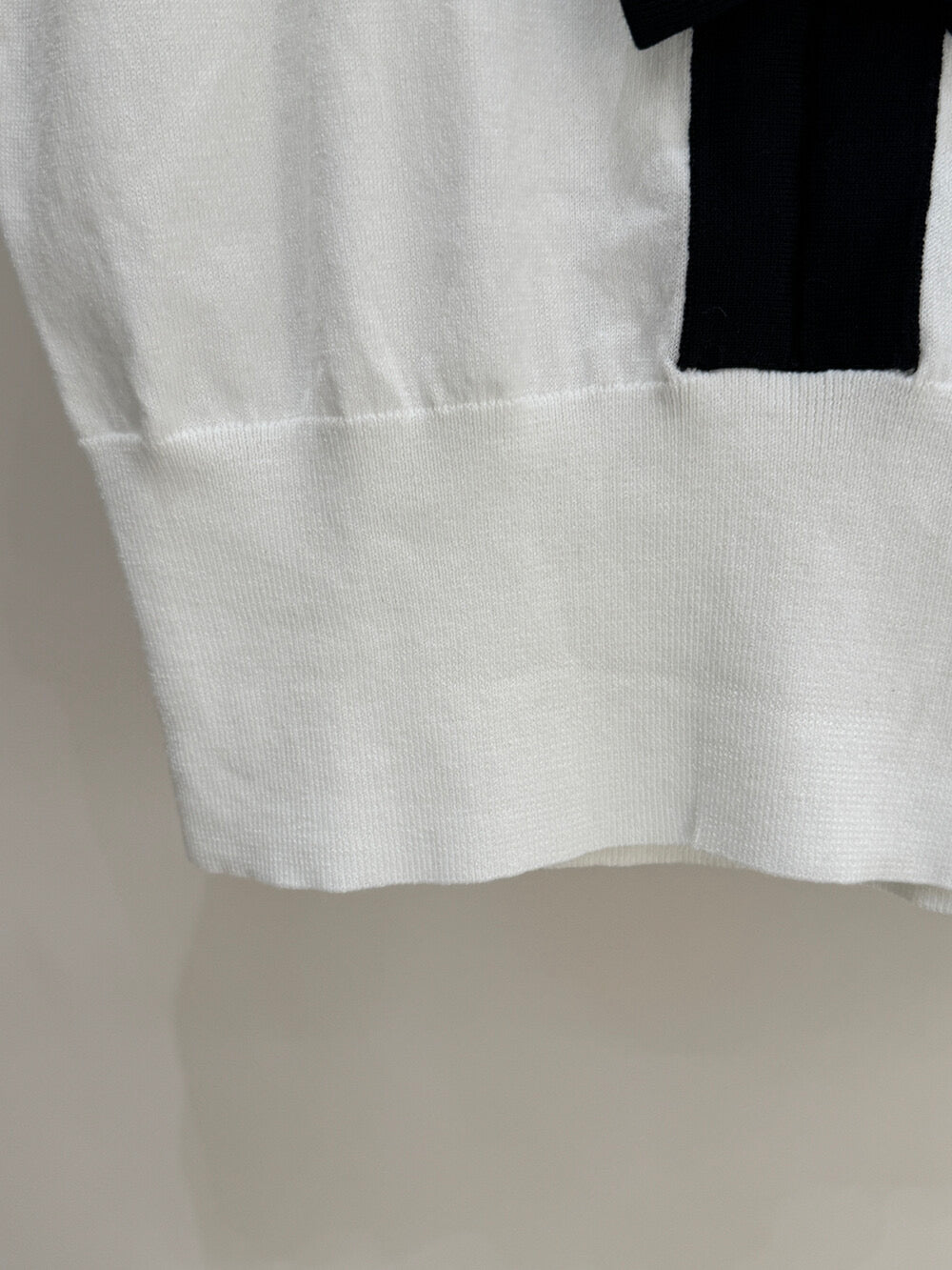 Peni Bow Tie Bi-color Knit Top