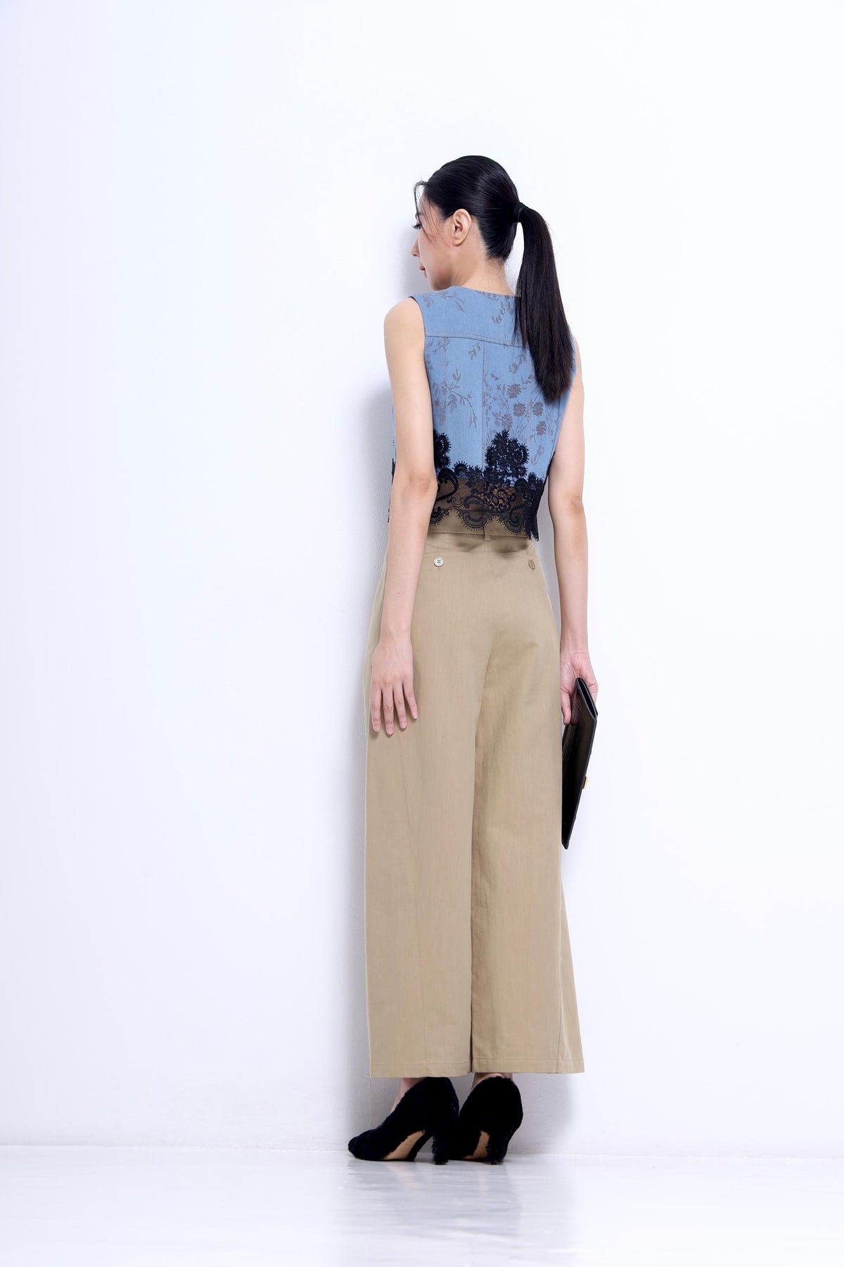 Sonya Straight Legged Tailored Pants