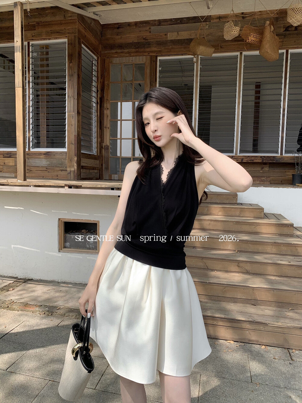 Yuri Lace V-Neck Knit Top