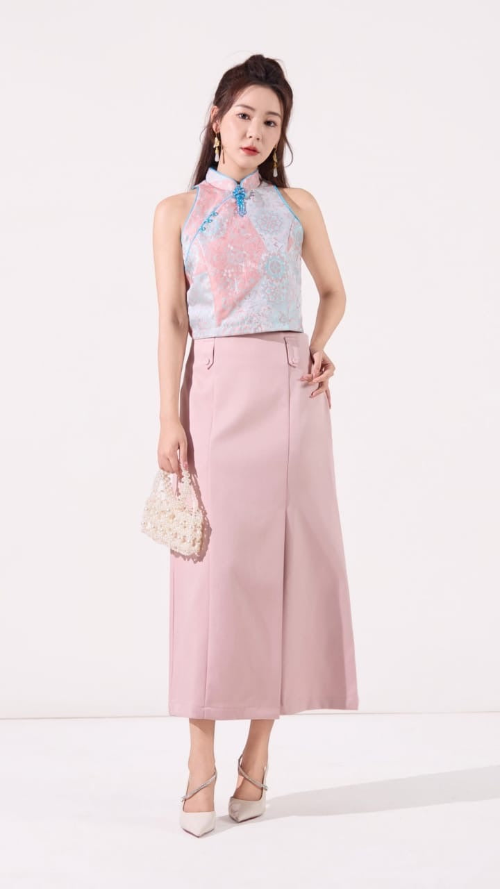 Lin Oriental Cut In Top