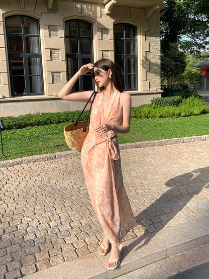 Leila V-Neck Floral Print Dress