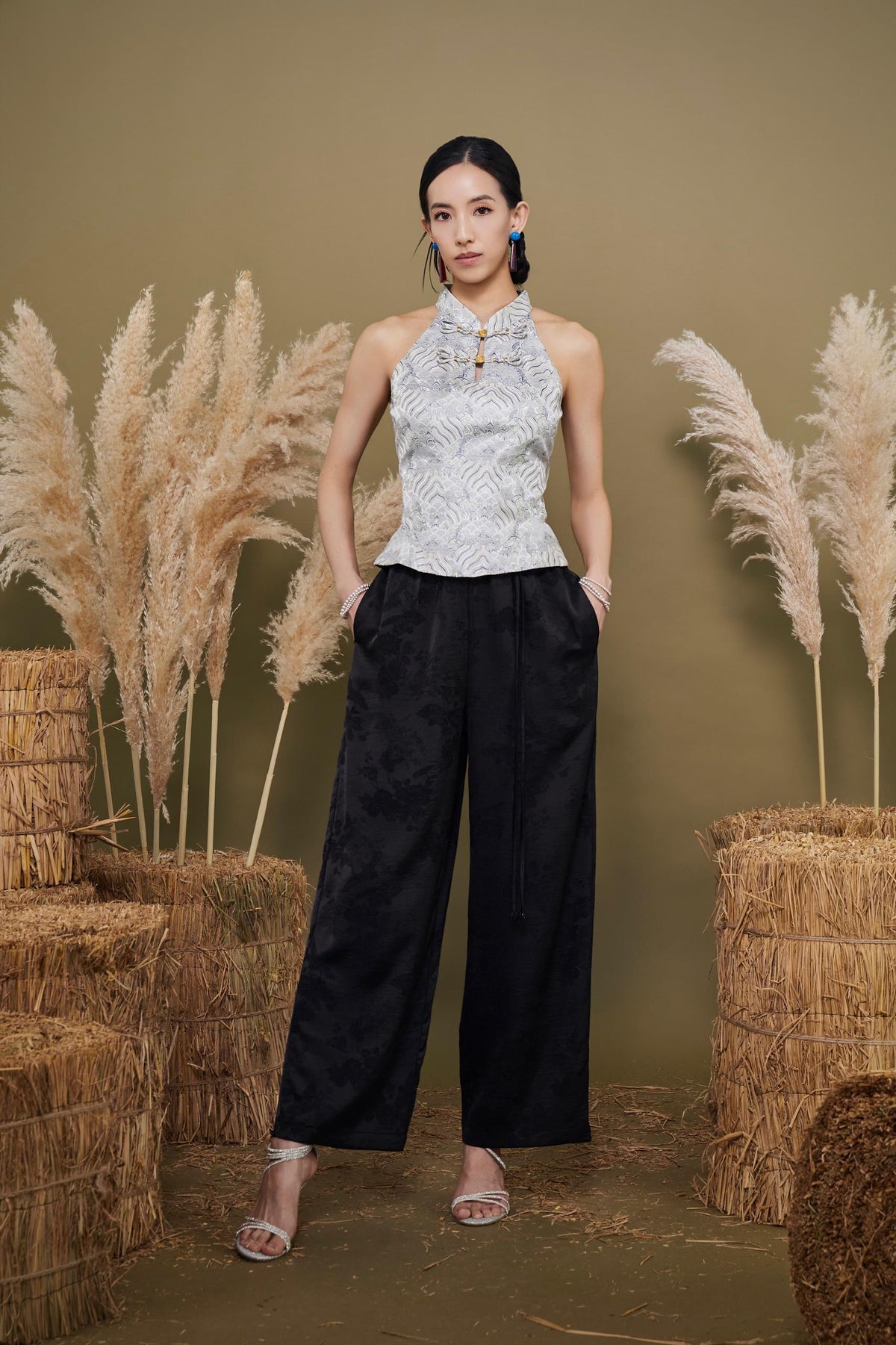 Lian Orient Peplum Cutin Top