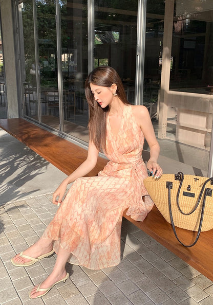 Leila V-Neck Floral Print Dress