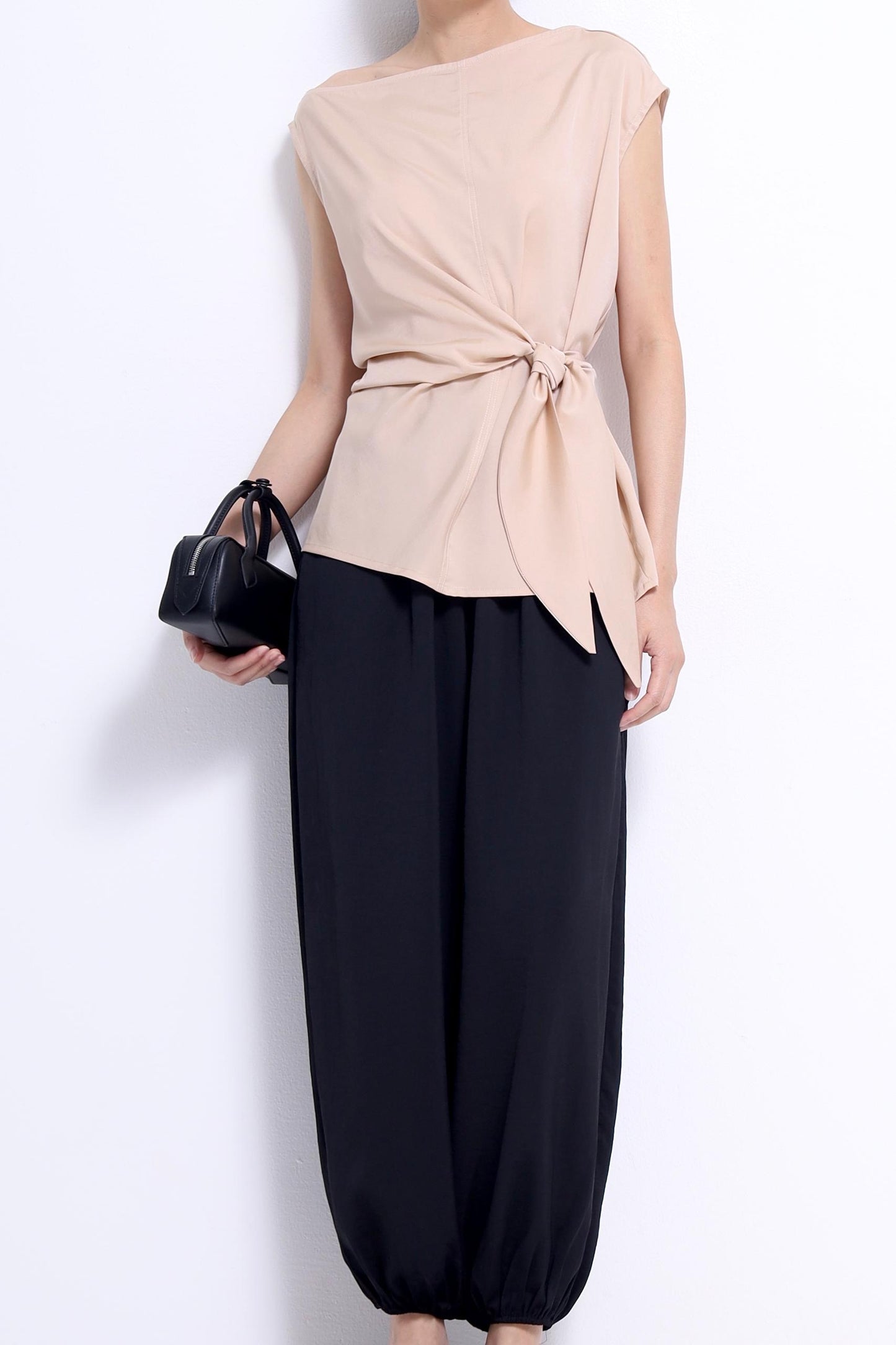 Dyana Ultra Loose Fit Pants